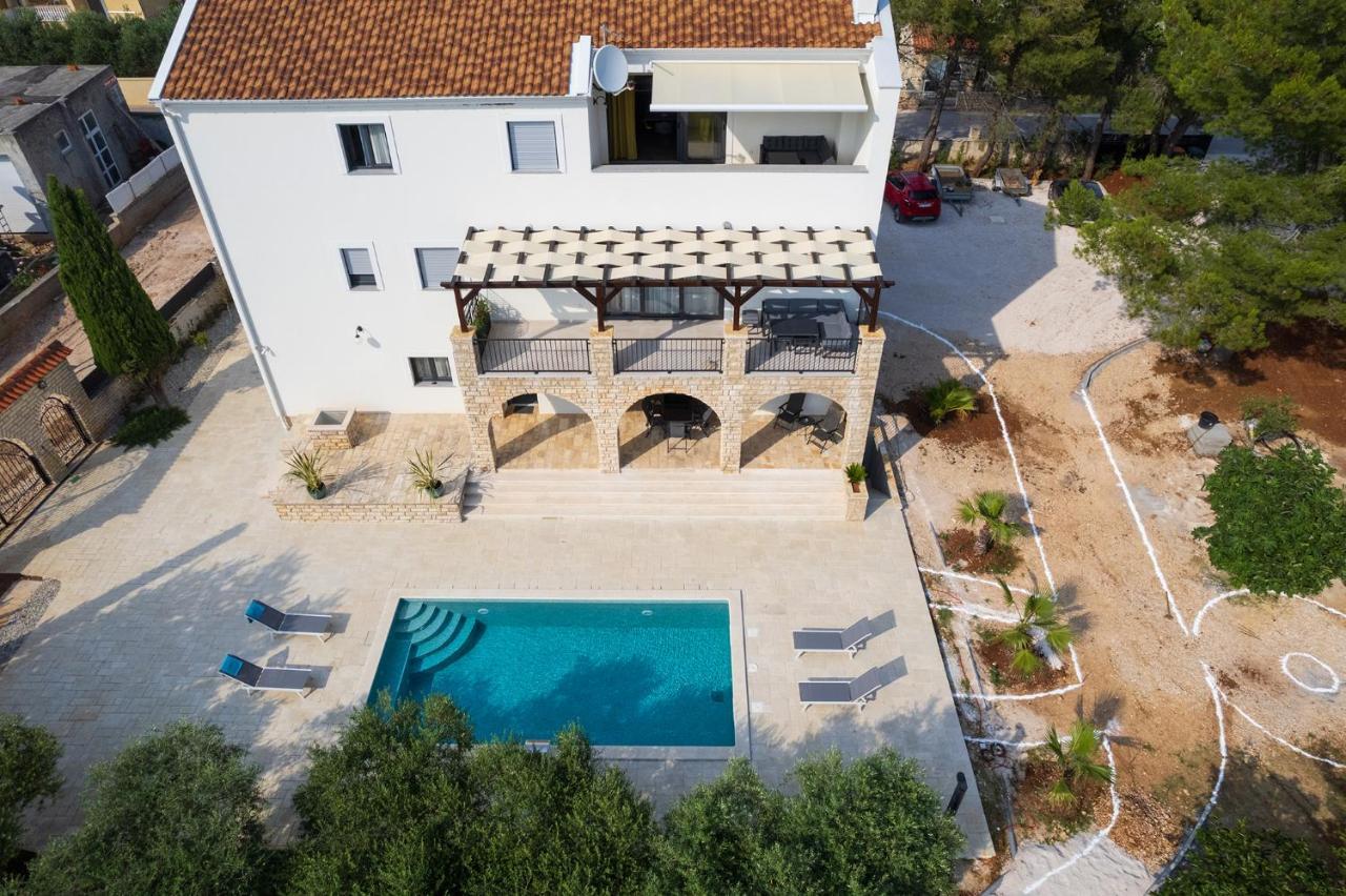 Villa Jalan Vrsi Exterior photo